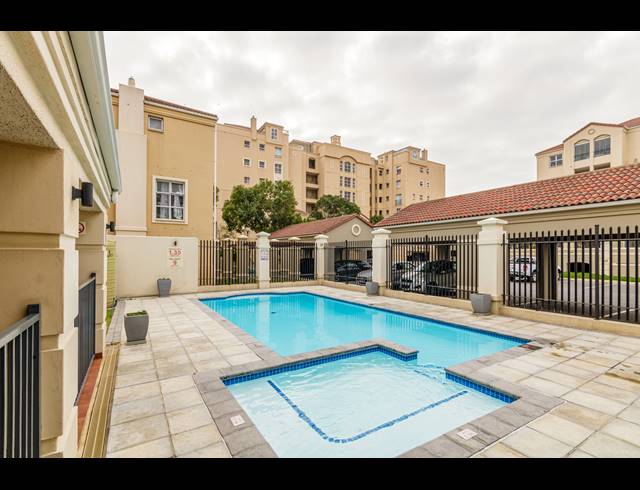 2 BEDROOM APARTMENT FOR SALE IN CENTURY CITY